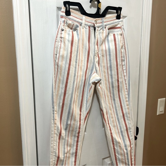 American Eagle Striped Mom Jeans Size 0 Short EUC - Picture 2 of 5